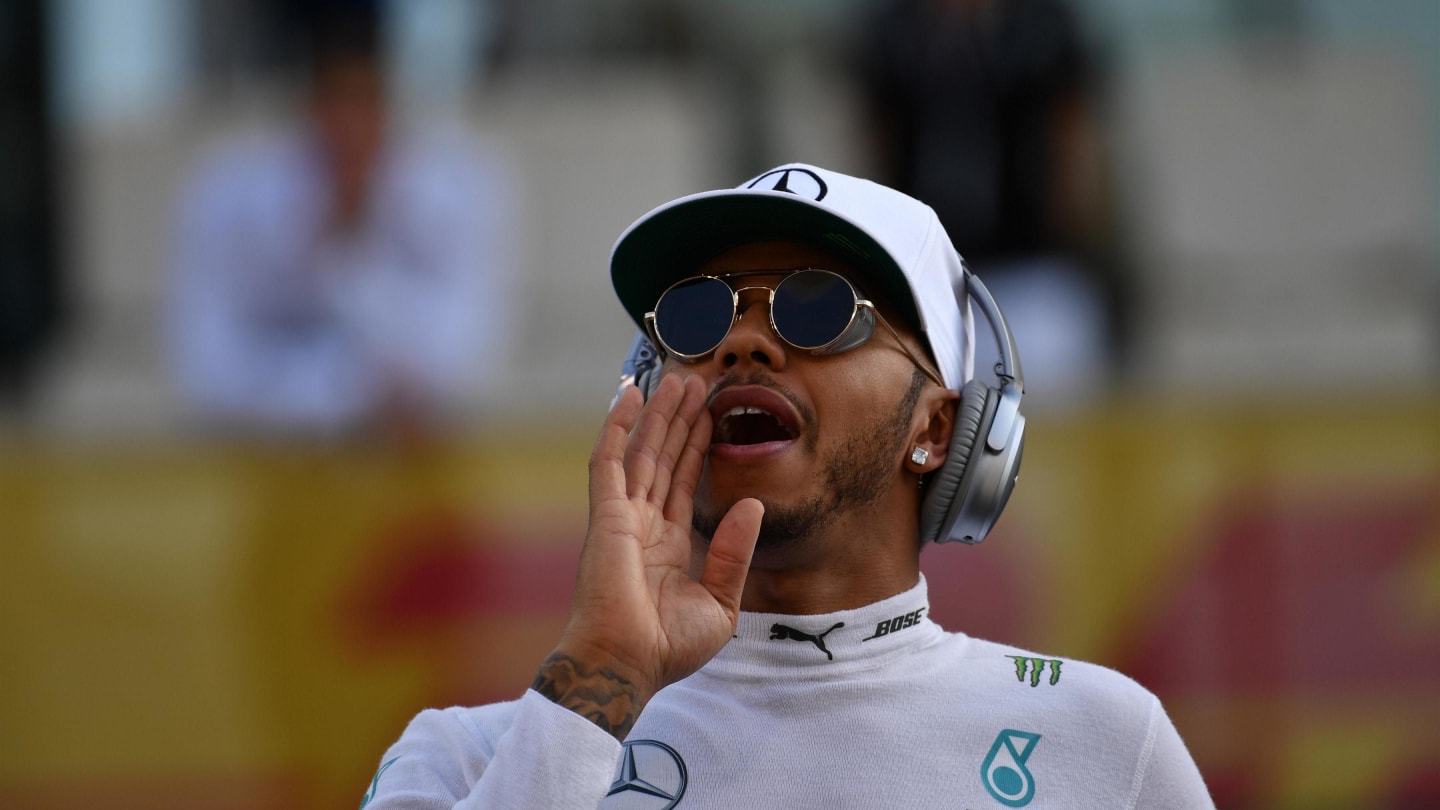 Hamilton announces helmet design contest winner